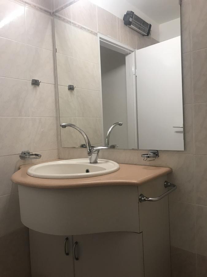 Royal Lea Apartmens Netanja Buitenkant foto